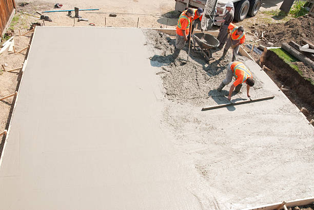 Best Custom Concrete Contractor  in Clinton, AR