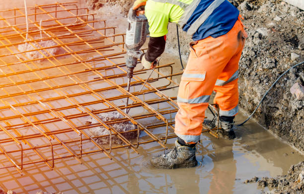 Best Local Concrete Companies  in Clinton, AR